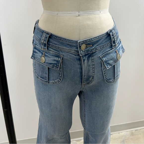 Garage Denim | 26 - Picture 3 of 4